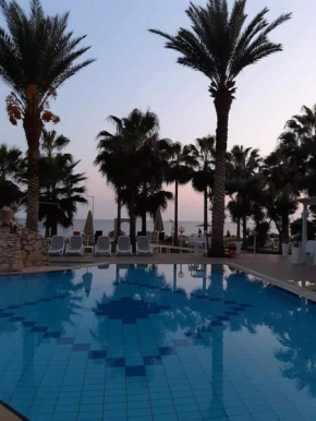 Simos Magic Beach Hotel Apts